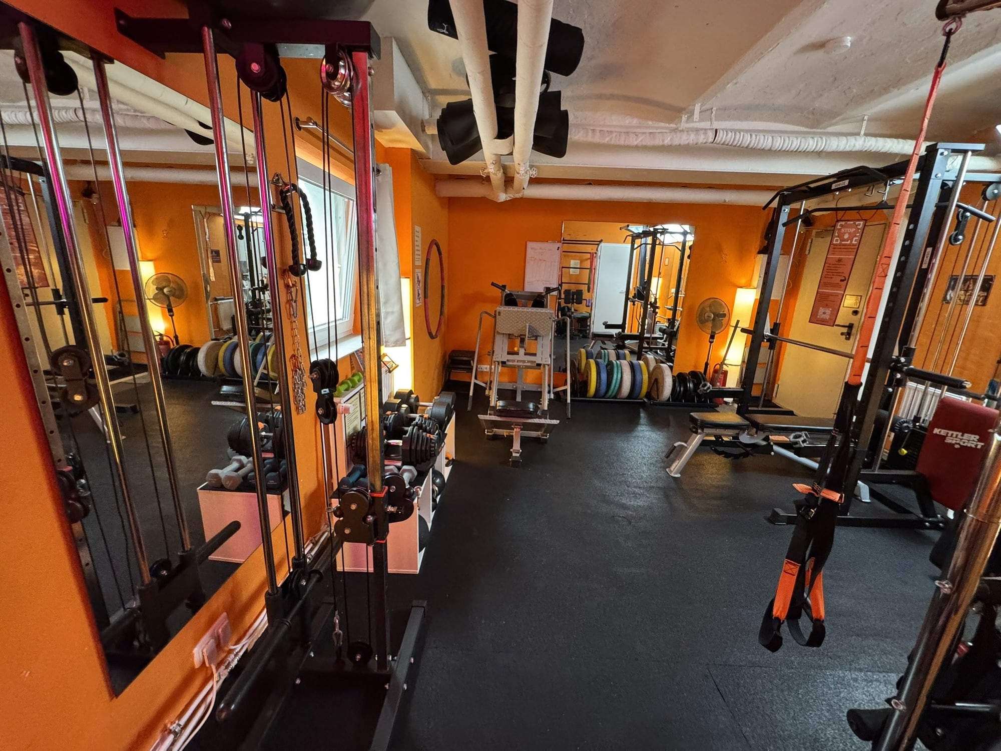 Privater Trainingsraum Vital Gym in Hamburg, stundenweise buchbar ohne Vertrag