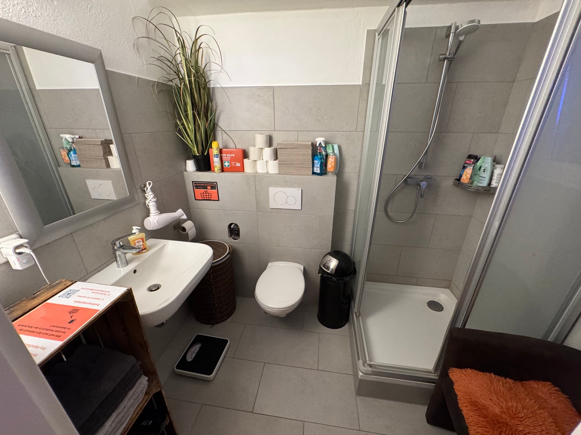 Eigenes Bad mit Dusche direkt im Vital Gym